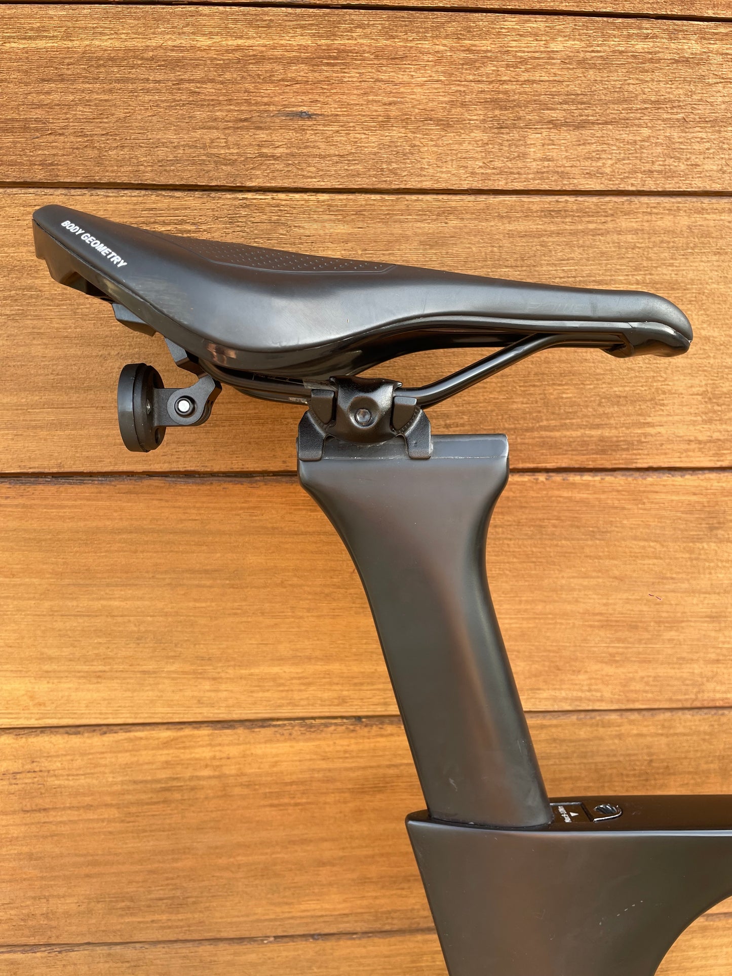 Solar Garmin seat mount
